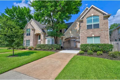 13726 Magnolia Manor Drive, Cypress, TX 77429 - Photo 2