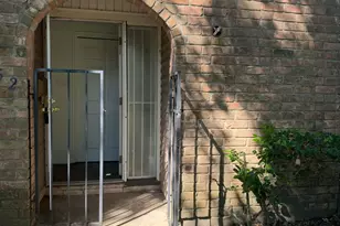 10952 Bexley Dr, Houston, TX 77099 - Photo 2