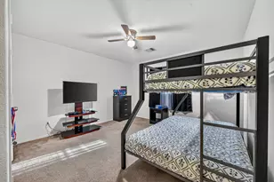 9302 Delmont Park Ln, Houston, TX 77075 - Photo 16