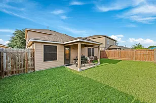 9302 Delmont Park Ln, Houston, TX 77075 - Photo 22