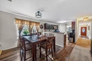 9302 Delmont Park Ln, Houston, TX 77075 - Photo 8