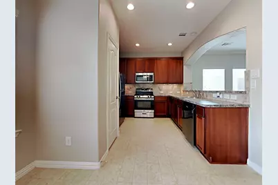 5202 Dauntless Drive, Houston, TX 77066 - Photo 8
