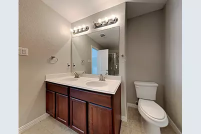 5202 Dauntless Drive, Houston, TX 77066 - Photo 12