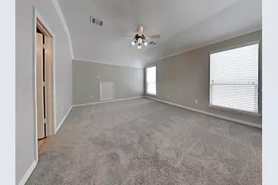 5202 Dauntless Drive, Houston, TX 77066 - Photo 10