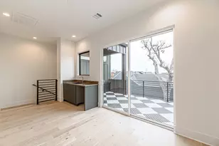 1104 W 9th St, Houston, TX 77007 - Photo 22