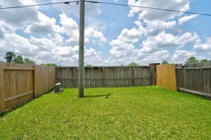 8743 Thistlemoor Ln, Houston, TX 77044 - Photo 18