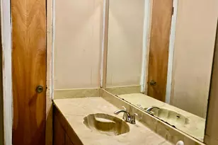 860 Bingman Dr, Beaumont, TX 77705 - Photo 10