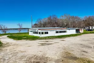 224 Steinback Ave, Trinity, TX 75862 - Photo 4