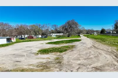 224 Steinback Avenue, Trinity, TX 75862 - Photo 10