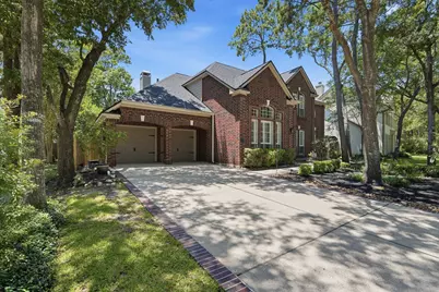 67 Driftoak Circle, The Woodlands, TX 77381 - Photo 2
