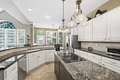 67 Driftoak Circle, The Woodlands, TX 77381 - Photo 18