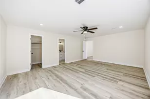 18234 Atkinson Ln, Conroe, TX 77384 - Photo 10