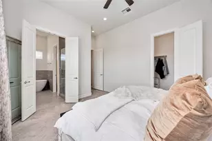 108 Knightsbridge Park Ln, Houston, TX 77018 - Photo 12