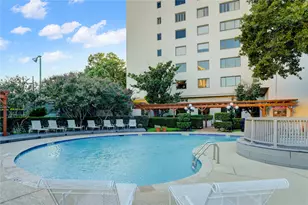 1400 Hermann Dr, Houston, TX 77004 - Photo 14