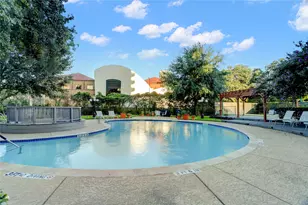 1400 Hermann Dr, Houston, TX 77004 - Photo 12