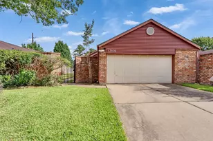 13106 Worthington St, Sugar Land, TX 77478 - Photo 10