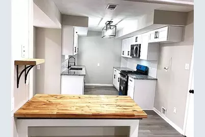 7218 Stonegate Drive, Houston, TX 77040 - Photo 2