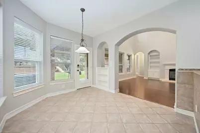 1402 Chapparal Crossing, League City, TX 77573 - Photo 8