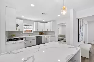 5447 Darnell St, Houston, TX 77096 - Photo 20