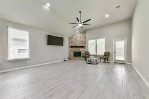 2982 Austin Breeze Ln, League City, TX 77573 - Photo 6