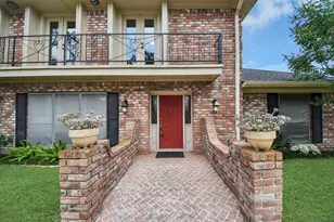 839 Longview Dr, Sugar Land, TX 77478 - Photo 38