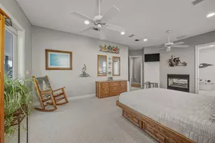 923 Short Reach Dr, Tiki Island, TX 77554 - Photo 24