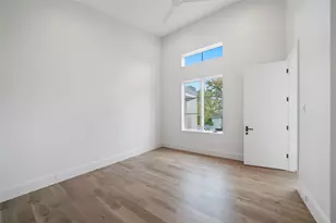 603 E 26th St, Houston, TX 77008 - Photo 38