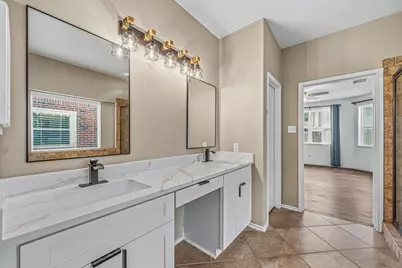 15218 Hidden Hollow Lane, Sugar Land, TX 77498 - Photo 20