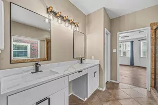 15218 Hidden Hollow Ln, Sugar Land, TX 77498 - Photo 20