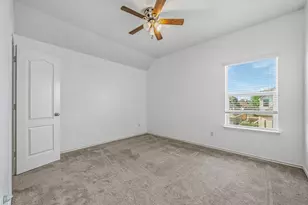 15218 Hidden Hollow Ln, Sugar Land, TX 77498 - Photo 32