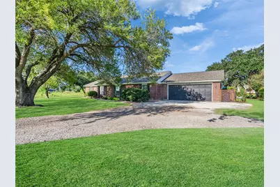 7202 Wetzel Road, Dickinson, TX 77539 - Photo 2