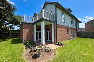 341 Lasso St, Angleton, TX 77515 - Photo 48