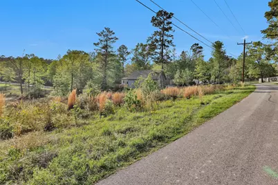 8 Lake Shore Lane, Huntsville, TX 77320 - Photo 2