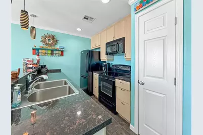 9520 Seawall Boulevard #329, Galveston, TX 77554 - Photo 18