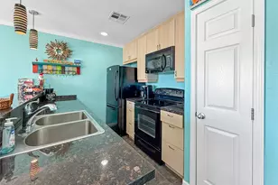 9520 Seawall Blvd, Galveston, TX 77554 - Photo 18