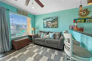 9520 Seawall Blvd, Galveston, TX 77554 - Photo 2