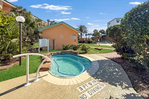 9520 Seawall Blvd, Galveston, TX 77554 - Photo 12