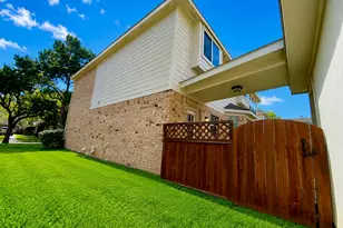 6315 Holly Canyon Ct, Katy, TX 77450 - Photo 4