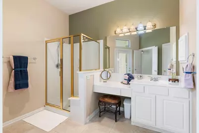 162 E Northcastle Circle, The Woodlands, TX 77384 - Photo 20