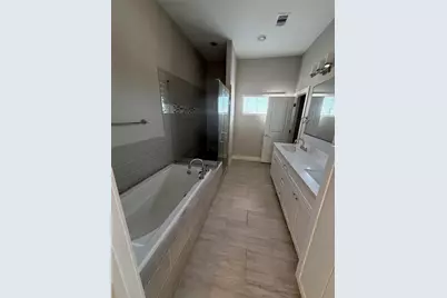 10806 Warwana Road #A, Houston, TX 77043 - Photo 34