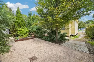 823 Cortlandt St, Houston, TX 77007 - Photo 8