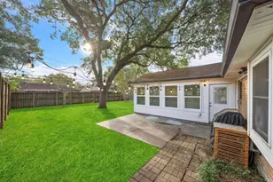 11931 Dunlap St, Houston, TX 77035 - Photo 20