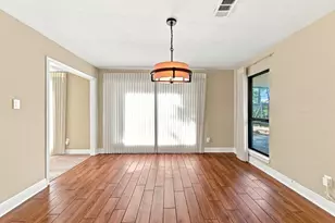 3721 Autumn Ln, Baytown, TX 77521 - Photo 16