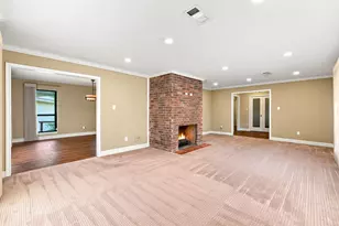 3721 Autumn Ln, Baytown, TX 77521 - Photo 12
