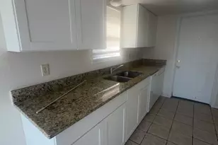 18214 Almonte Ln, Tomball, TX 77377 - Photo 4