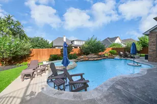 9303 Georgetown Glen Cir, Cypress, TX 77433 - Photo 10
