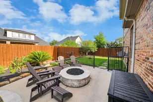 9303 Georgetown Glen Cir, Cypress, TX 77433 - Photo 12