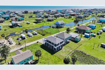 1980 Avenue F, Crystal Beach, TX 77650 - Photo 20