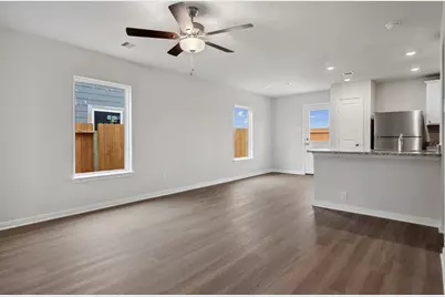 15830 Berry Hill Drive, Conroe, TX 77303 - Photo 4