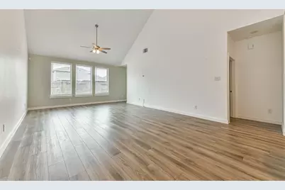 13017 Sapphire Lake Lane, Texas City, TX 77568 - Photo 4